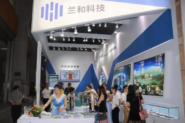 凤凰体育官方客服联系方式-华润万家引领绿色消费携手地球之礼践行绿色生活